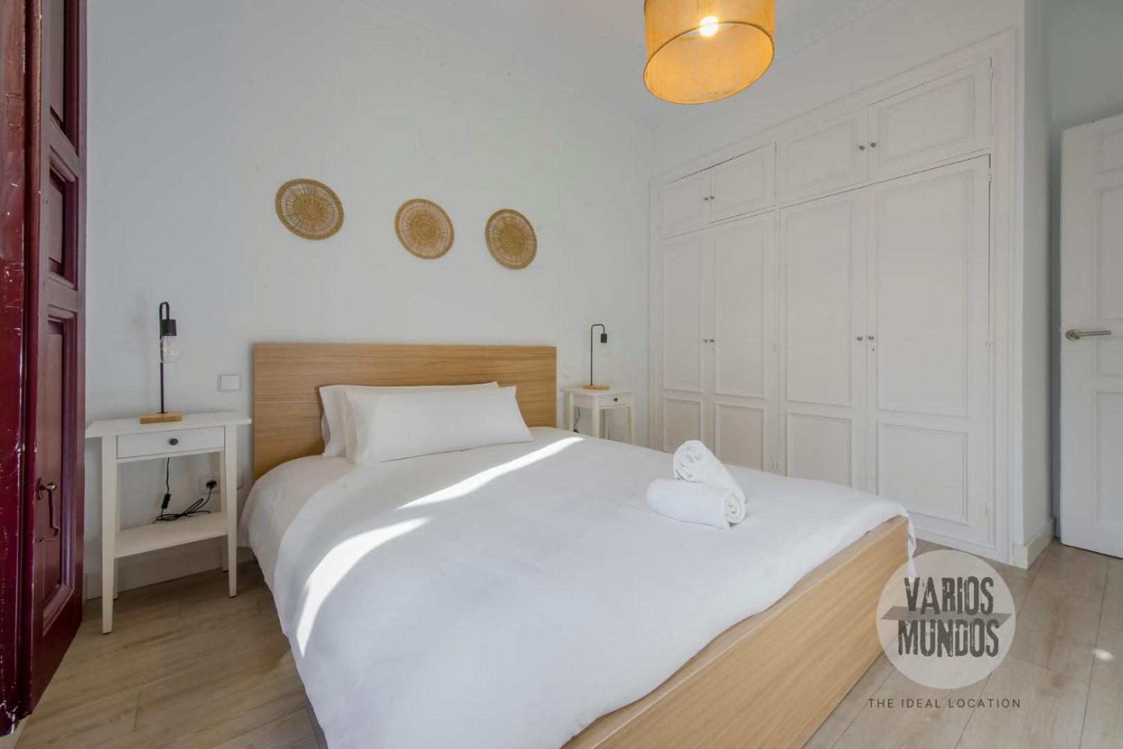 Apartamento Encanto Literario Para 4 En Las Letras, Ventura De La Vega Madrid